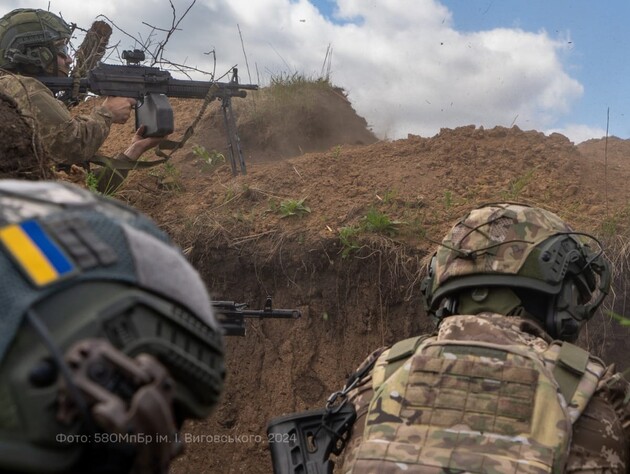 Російська армія втратила 1300 окупантів та більше 40 артилерійських систем за добу ‒ Генштаб ЗСУ