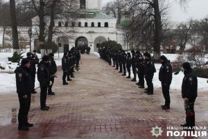 Троє дітей залишились без батька. На Чернігівщині поховали копа, який загинув від удару БПЛА