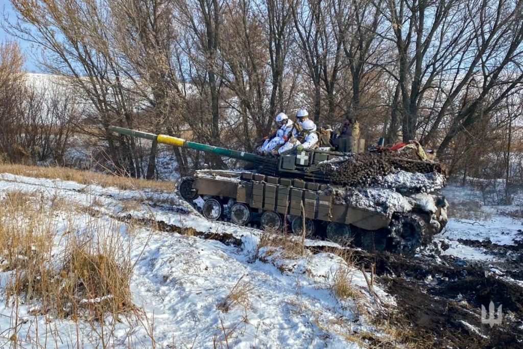 Ворог хоче взяти під контроль шляхи постачання: у ЗСУ назвали складну ділянку на фронті